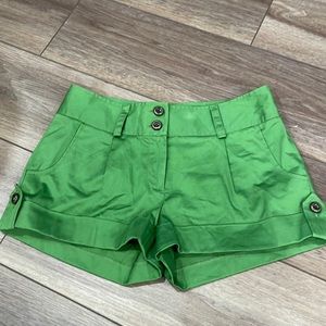 Kenzie Green Cactus dress shorts size 4